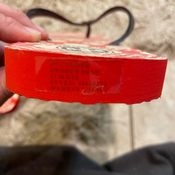 Tory Burch flip flops - Picture 4 of 4